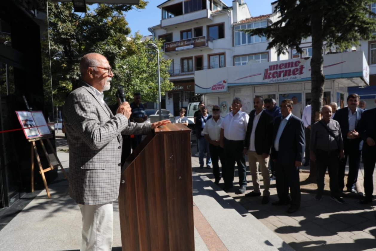 Karamürsel Belediyesinden Yerel Sanatçılara Destek